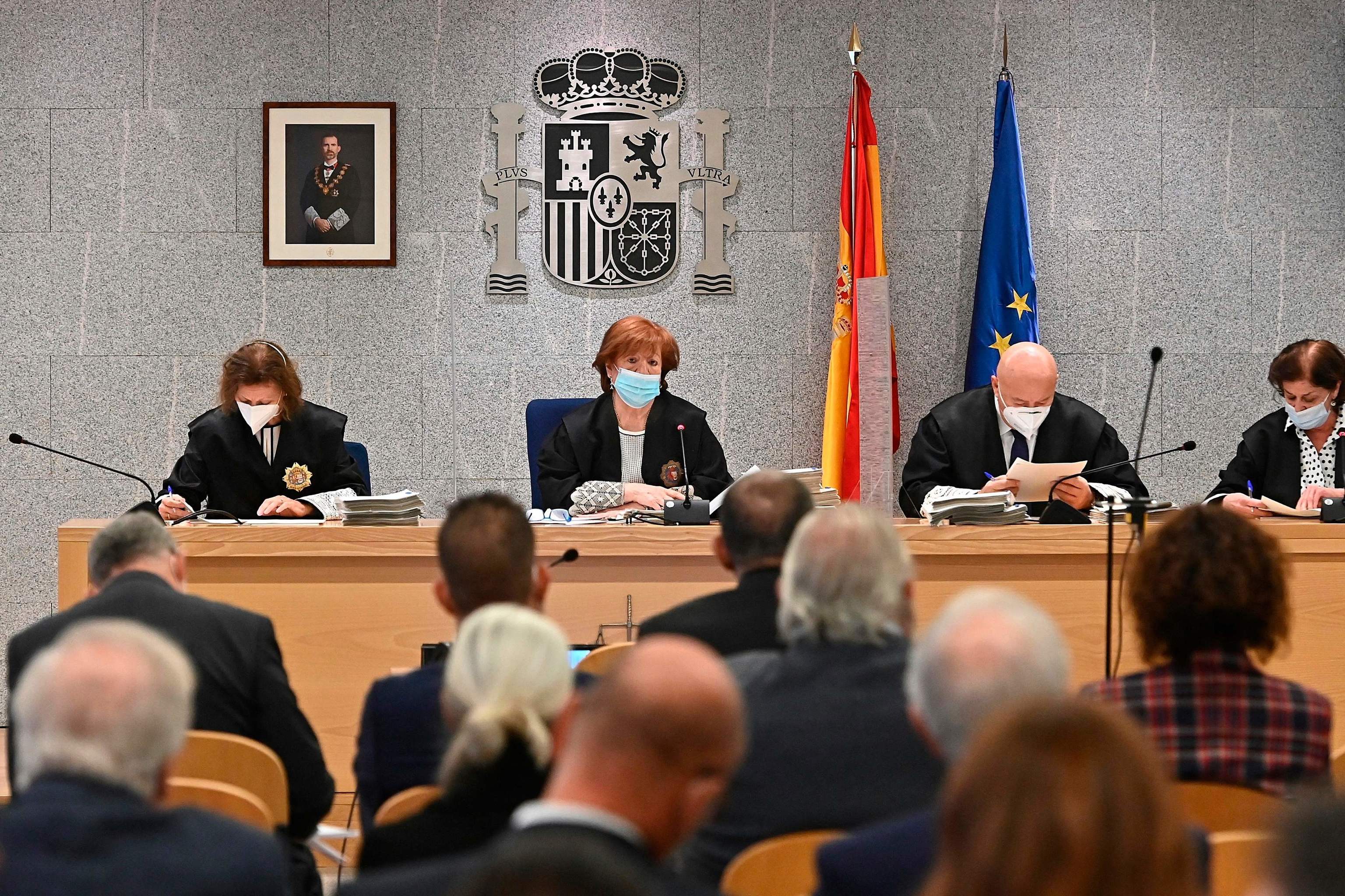 Le tribunal de la Haute Cour Nationale qui juge l'affaire T