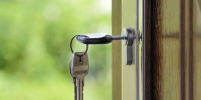 Conseils pour éviter les cambriolages pendant les vacances