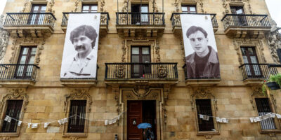 Les citoyens demandent aux partis que le Congrès condamne le meurtre de Miguel Ángel Blanco et « tous les crimes de l&rsquo;ETA »