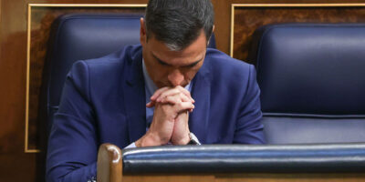 Pedro Snchez envisage des changements dans l&rsquo;exécutif du PSOE et dans les groupes parlementaires