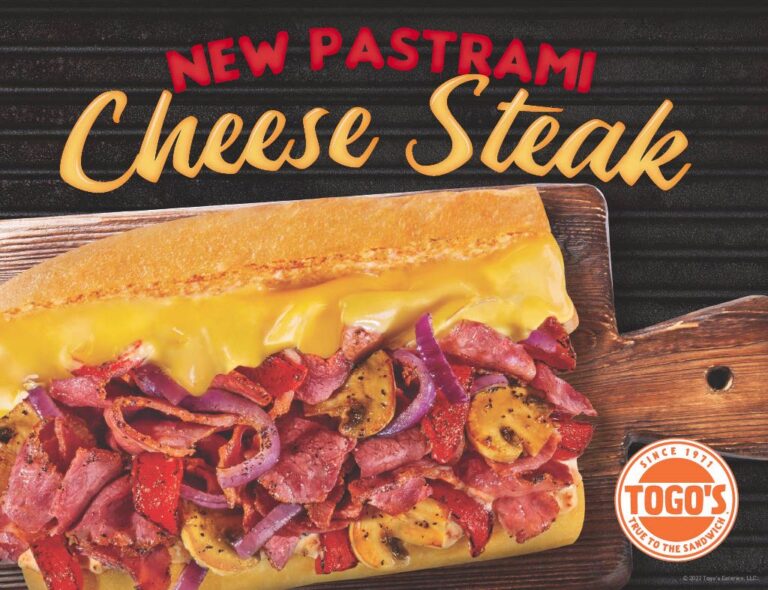 togos-presente-un-nouveau-sandwich-au-steak-de-fromage-au-jpg