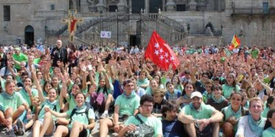 Quand le « chemin de vie » des pèlerins devient martyre pour les voisins : « Chaque année c&rsquo;est pire et on en a marre des gens grossiers »