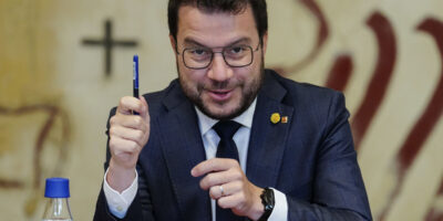 Le gouvernement maintiendra le catalan comme langue véhiculaire malgré le fait qu&rsquo;il prévoit que le Suprême annulera plus de projets linguistiques d&rsquo;écoles