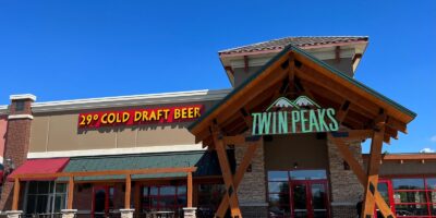 Twin Peaks apporte plus de vues panoramiques et brasse à Kansas City