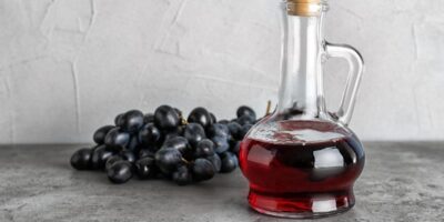 7 substituts de vinaigre de vin rouge (+ meilleurs substituts)