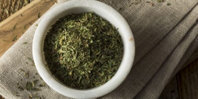 10 substituts à l&rsquo;estragon (+ meilleures alternatives à utiliser)