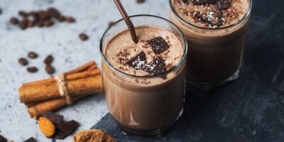15 smoothies au café faciles pour vous faire bouger