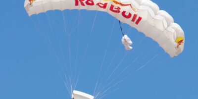 Encinal Brands lance un nouveau Blueberry Red Bull Shake dans tous les emplacements Buffalo Spot