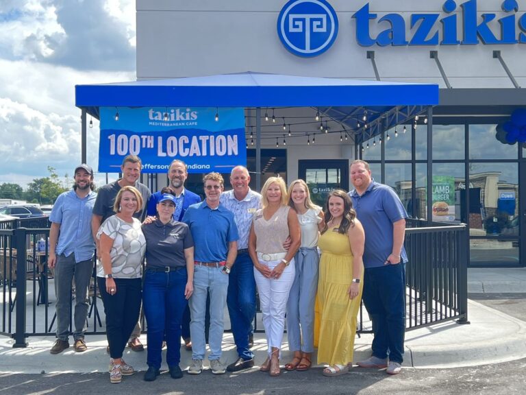 le-cafe-mediterraneen-de-taziki-marque-une-etape-importante-avec-jpg