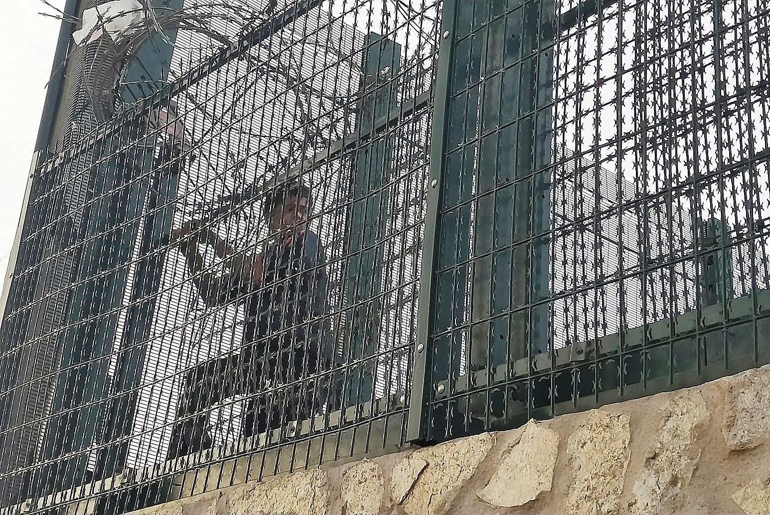 Mineurs dans le centre de Ceuta où ils se trouvaient avant d'être renvoyés au Maroc.