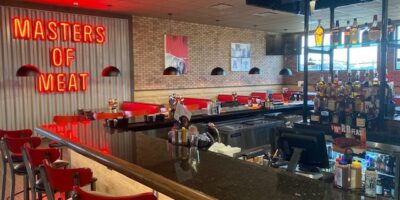 Masters of Meat Smokey Bones célèbre son inauguration à Utica