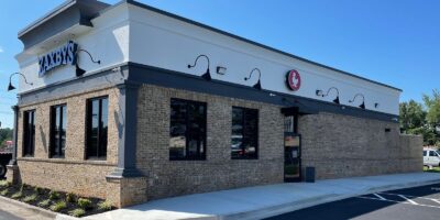 Roanoke Zaxby&rsquo;s rouvre sous une nouvelle direction