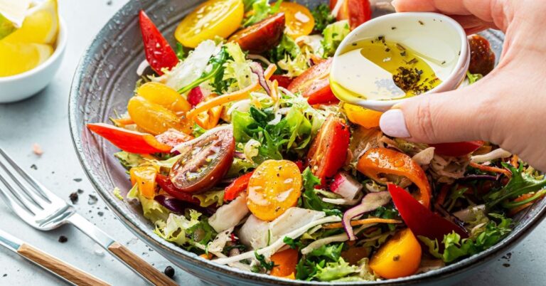 17 recettes de salade de tomates fraîches que vous allez adorer