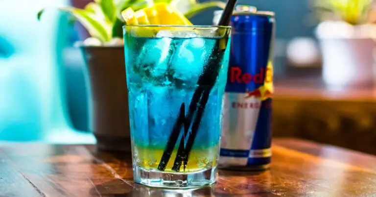 20 meilleurs cocktails Red Bull (+ recettes de boissons mélangées)