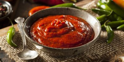 30 recettes de Sriracha pour pimenter votre vie