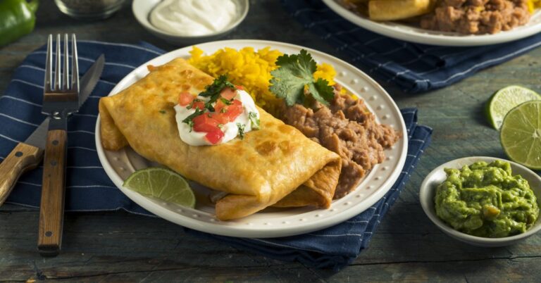13 recettes de Chimichanga à recréer à la maison