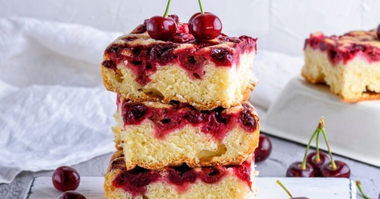 23 recettes faciles de gâteau aux cerises à faire à la maison