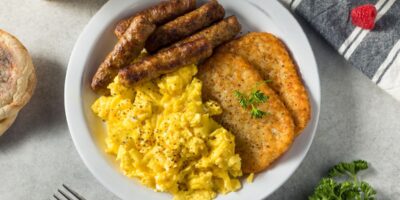 17 recettes de saucisses et d&rsquo;œufs à préparer pour le petit-déjeuner