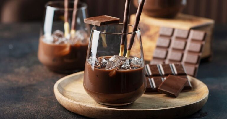 17 meilleures recettes de vodka au chocolat que vous adorerez