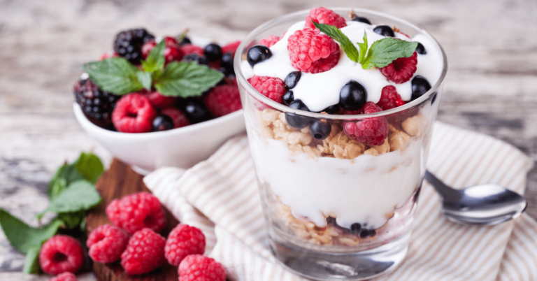 24 desserts au yogourt (+ recettes saines)