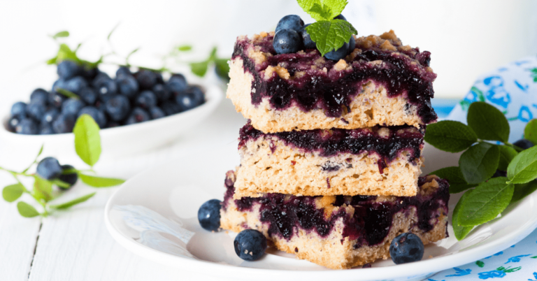 Blueberry Crumble Cake