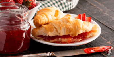 10 meilleurs desserts aux croissants (+ recettes faciles)
