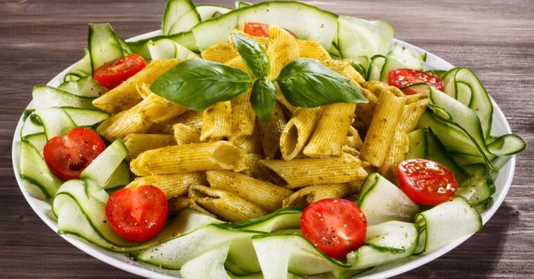 12 recettes végétaliennes au pesto à essayer