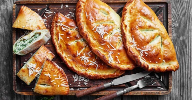 20 recettes de calzone maison qui ne pourraient pas être plus faciles