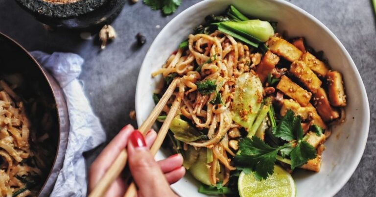 25 recettes végétariennes thaïlandaises authentiques