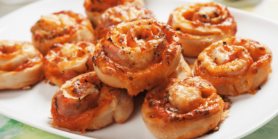 30 idées de repas d&rsquo;anniversaire (+ recettes faciles)
