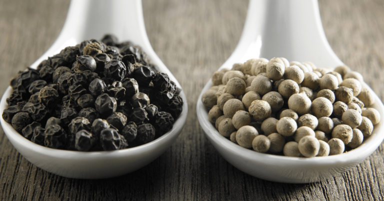 White Pepper VS Black Pepper