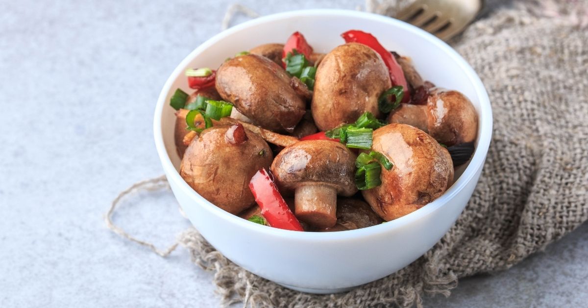 15 recettes faciles de champignons Baby Bella à essayer ce soir