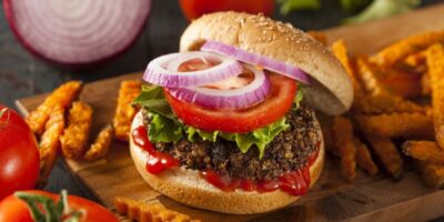 17 recettes de burgers végétaliens qui vous feront baver