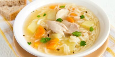 30 meilleures soupes au poulet pour réchauffer votre cœur et votre âme