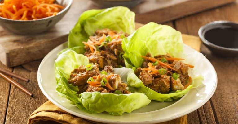 33 recettes de wraps à la laitue (poulet, boeuf et plus)