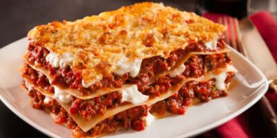 Comment réchauffer ses lasagnes au four (4 façons simples)