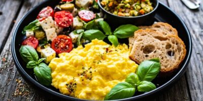 10 recettes de petit-déjeuner grec traditionnel