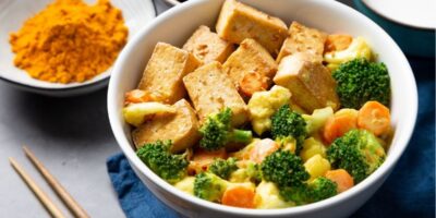 10 recettes de tofu céto (+ plats faciles à faible teneur en glucides)