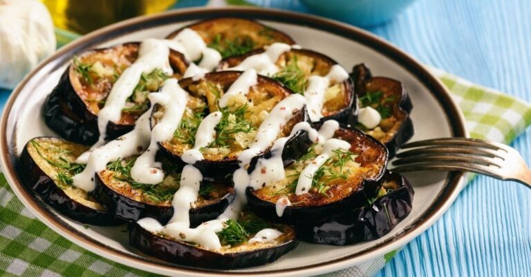 17 meilleures recettes d'aubergines Keto (+ idées de dîner à faible teneur en glucides)