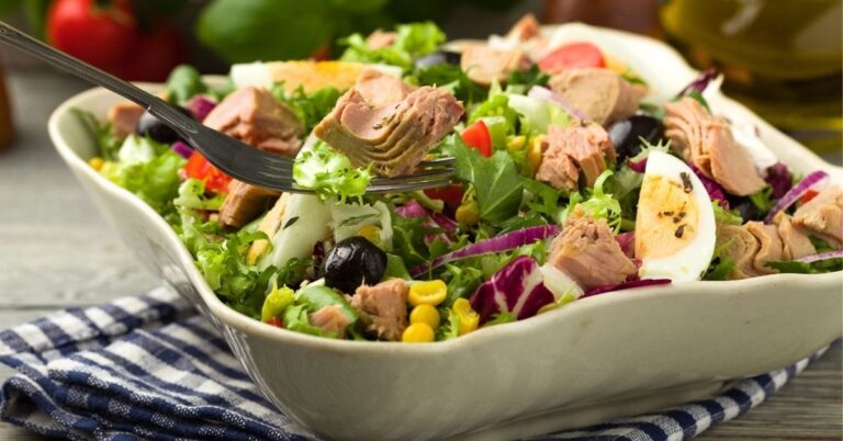 30 recettes faciles de thon Keto (rapides et copieuses)