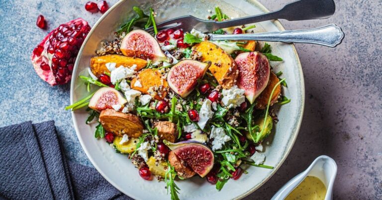 17 meilleures salades chaudes à savourer tout l'hiver