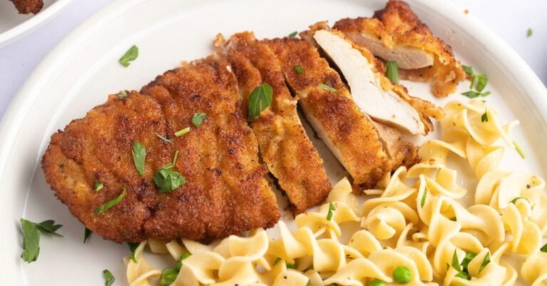 Escalope de poulet aux nouilles (meilleure recette)