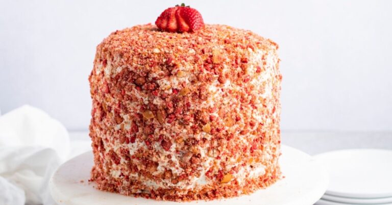 Gâteau croquant aux fraises (recette facile)