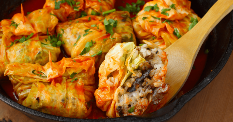 Que servir avec des rouleaux de chou (14 meilleurs plats d'accompagnement)
