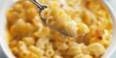 Que servir avec du macaroni au fromage : plus de 20 plats d&rsquo;accompagnement savoureux