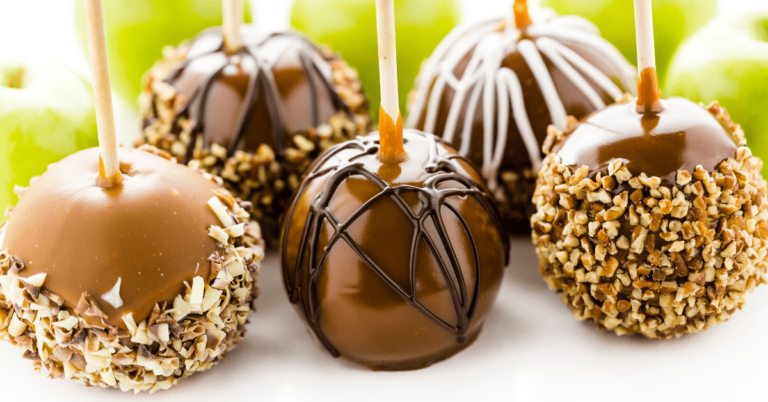 13 Best Caramel Apple Toppings