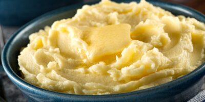Comment épaissir une purée de pommes de terre (7 façons simples)