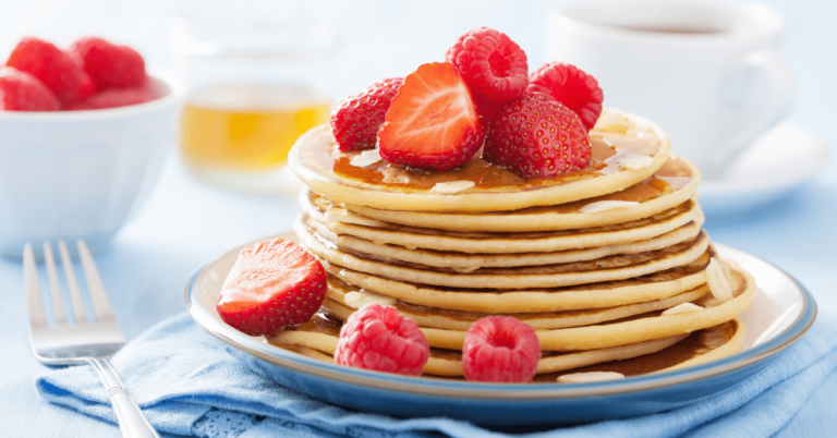 Comment garder les crêpes au chaud (3 façons simples)