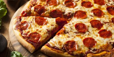 Comment réchauffer une pizza dans une friteuse à air