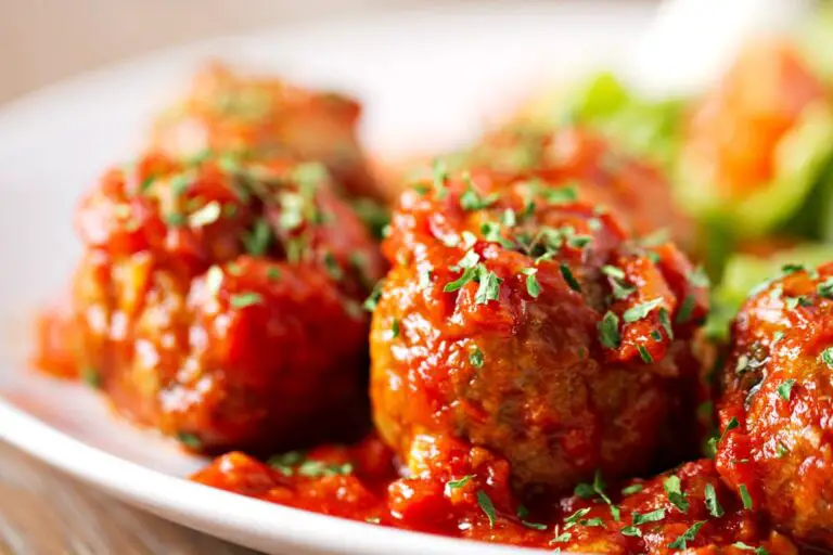 What to Serve with Meatballs: 13 Tasty Side Dishes